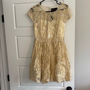 Elegant Gold Lace Cap Sleeve Dress